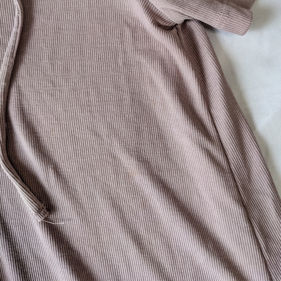 BKE Red Tie Chest Nude Pink Tunic Length Top Neutral Minimalist Size Large - Picture 8 of 8